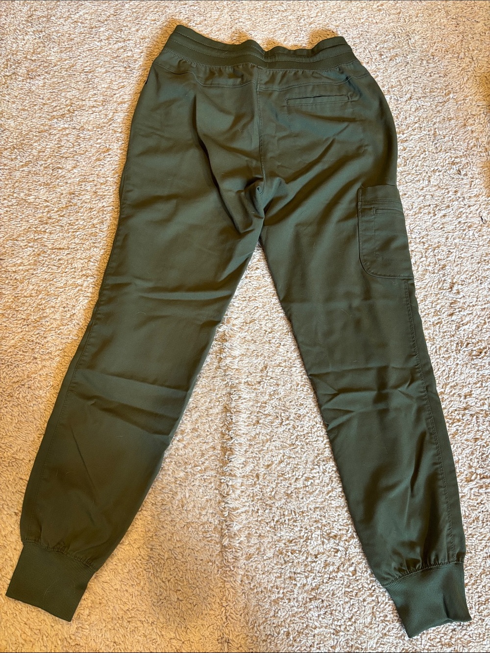XS OLIVE GREEN Spandex Stretch Women's Scrub Set - Picture 3 of 4